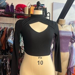 Black Ribbed Keyhole Crop Top